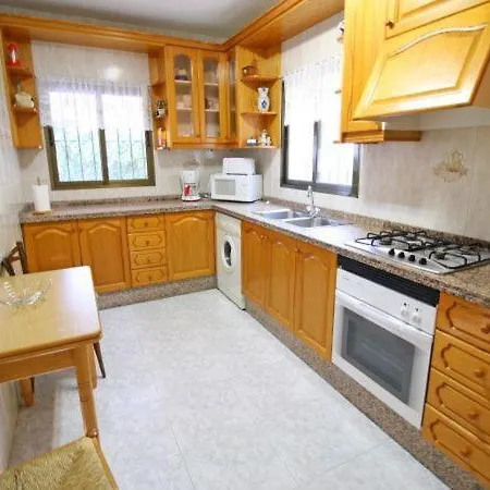 Sleeps 7 With Pool Air Con And Wifi * 卡尔佩